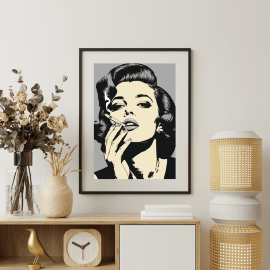 Pop Art Poster Set A4 (3er) – Minimalistische Vintage Kunstdrucke Schwarz Weiß, Frauenportrait mit Rauchender Pose.