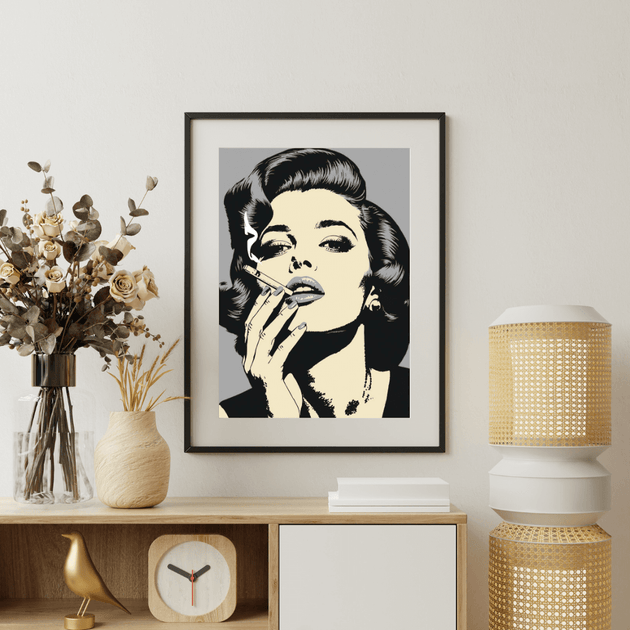 Pop Art Poster Set A4 (3er) – Minimalistische Vintage Kunstdrucke Schwarz Weiß, Frauenportrait mit Rauchender Pose.