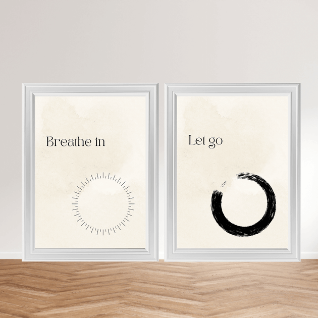 Personalisierbares Poster Set (2er) – Minimal Art Kunstdrucke mit Wunschtext, inspirierende Wortkunst für Zuhause.