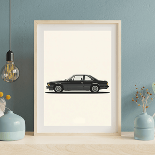 BMW 6er E24 Silhouette in minimalistischem Kunstdruckrahmen auf einer Wand.